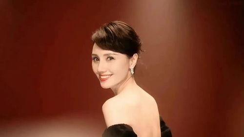 明星进娱乐圈是为了吃瓜,为吃瓜还是为梦想?揭秘娱乐圈背后的真相